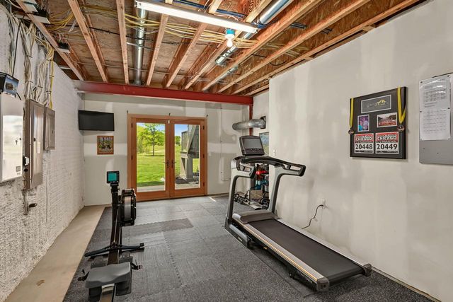 11511 N Oakview COURT, Mequon, WI 53092