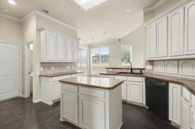 5840 Deerfield Lane, Midlothian, TX 76065