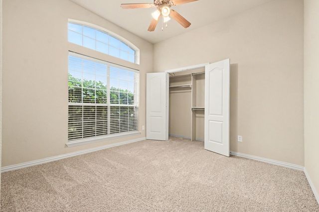 5840 Deerfield Lane, Midlothian, TX 76065