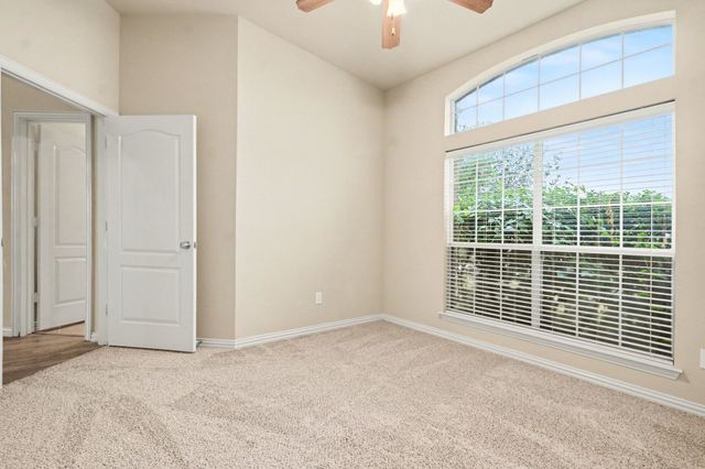5840 Deerfield Lane, Midlothian, TX 76065