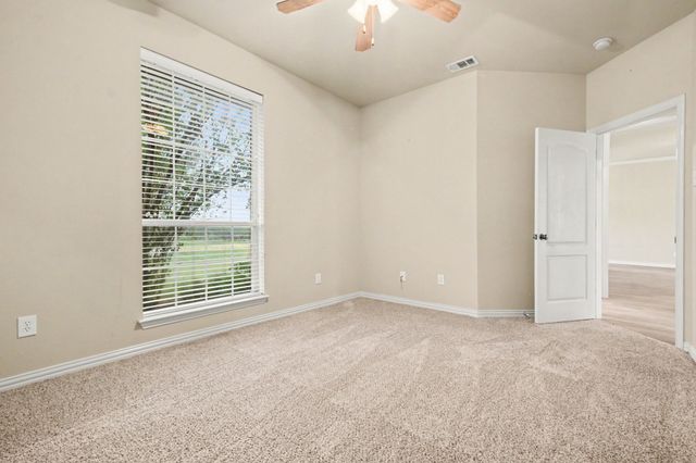 5840 Deerfield Lane, Midlothian, TX 76065