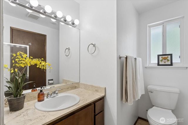 20819 53rd Avenue W, Lynnwood, WA 98036