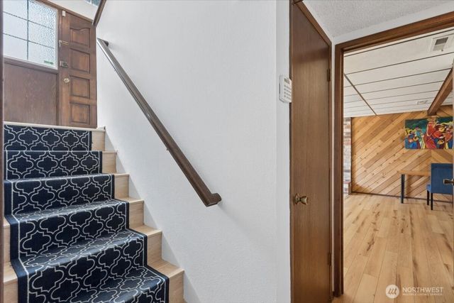 20819 53rd Avenue W, Lynnwood, WA 98036