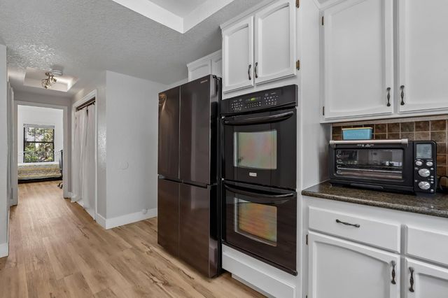 9249 Mott Ct, Orangevale, CA 95662