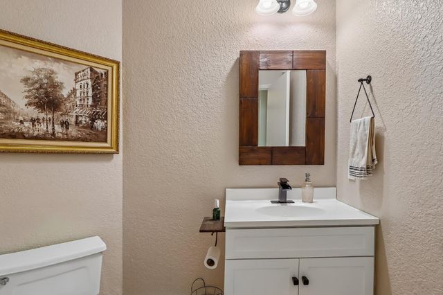 9249 Mott Ct, Orangevale, CA 95662