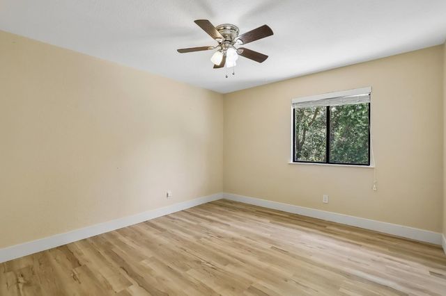 9249 Mott Ct, Orangevale, CA 95662