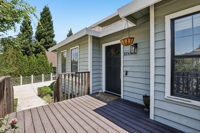 9249 Mott Ct, Orangevale, CA 95662