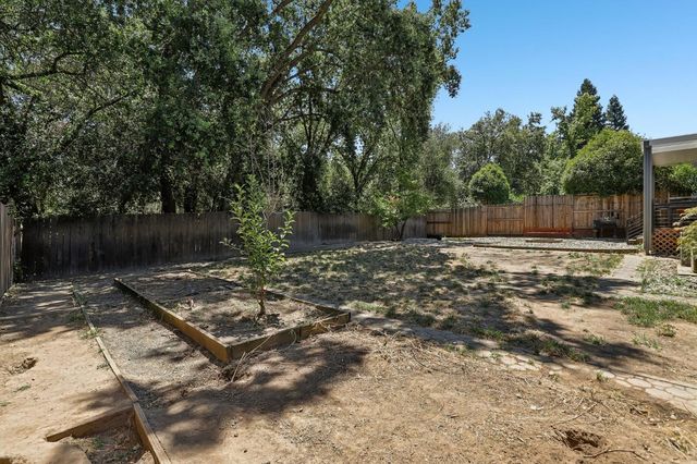 9249 Mott Ct, Orangevale, CA 95662