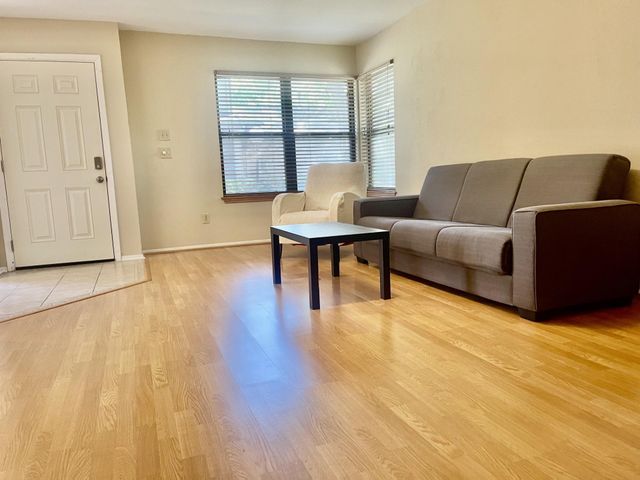 2711 Grants Lake Boulevard 182, Sugar Land, TX 77479