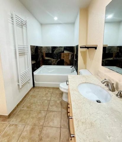 1064 N TAMIAMI TRAIL 1404, Sarasota, FL 34236