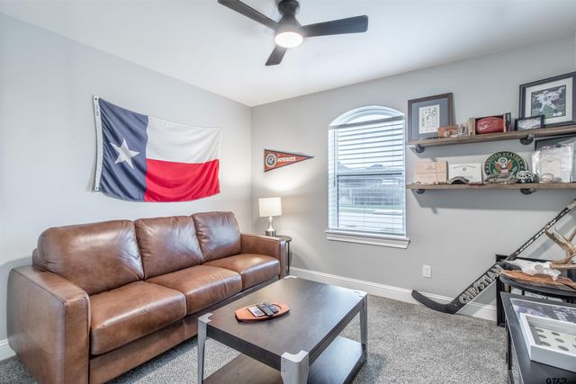 11519 Lindsey Garden Drive, Tyler, TX 75709