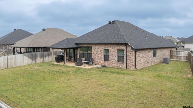 11519 Lindsey Garden Drive, Tyler, TX 75709