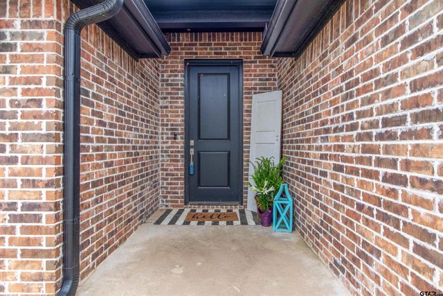 11519 Lindsey Garden Drive, Tyler, TX 75709