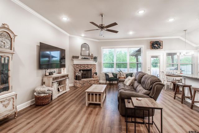 11519 Lindsey Garden Drive, Tyler, TX 75709