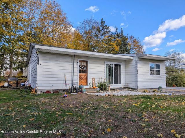 6727 Route 9, Hudson, NY 12534