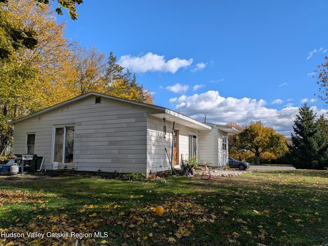 6727 Route 9, Hudson, NY 12534