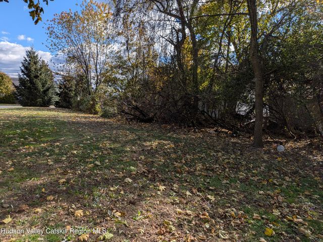 6727 Route 9, Hudson, NY 12534