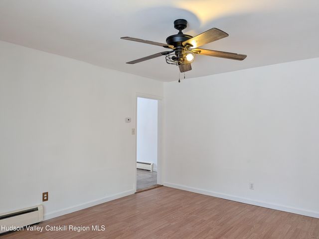 6727 Route 9, Hudson, NY 12534