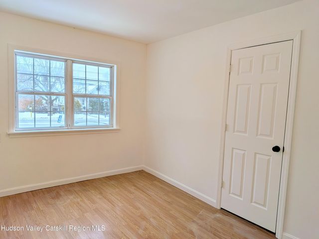 6727 Route 9, Hudson, NY 12534