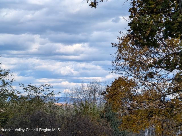 6727 Route 9, Hudson, NY 12534