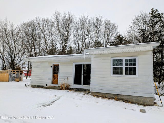 6727 Route 9, Hudson, NY 12534