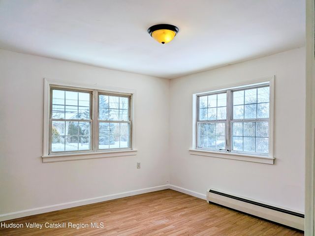 6727 Route 9, Hudson, NY 12534