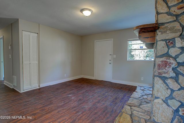 5831 CARTER Lane, Jacksonville, FL 32244