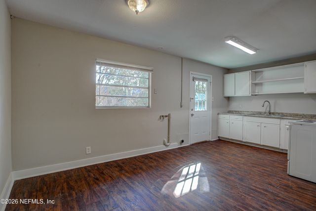 5831 CARTER Lane, Jacksonville, FL 32244