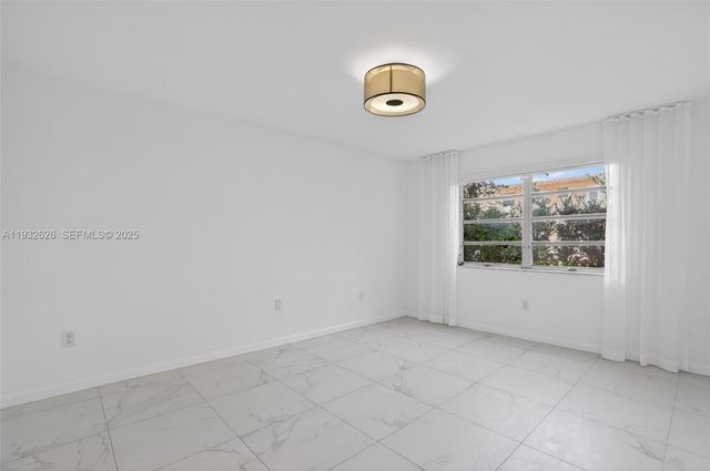 1239 Mariposa Ave 2, Coral Gables, FL 33146