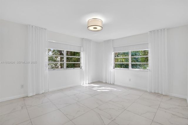 1239 Mariposa Ave 2, Coral Gables, FL 33146