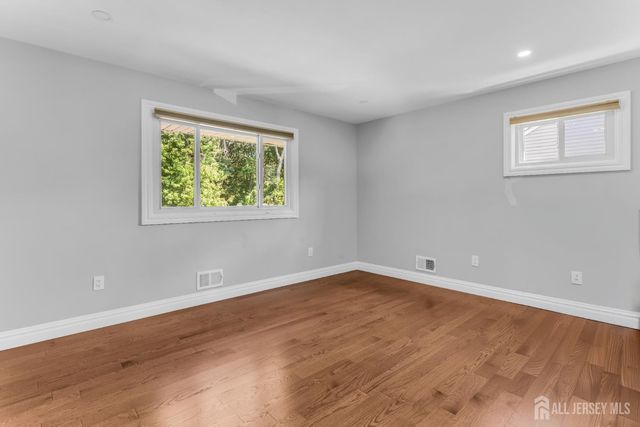 12 Washington Avenue, Old Bridge, NJ 08879