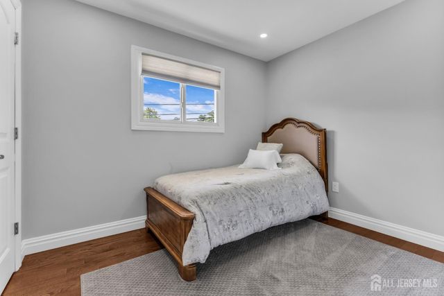 12 Washington Avenue, Old Bridge, NJ 08879