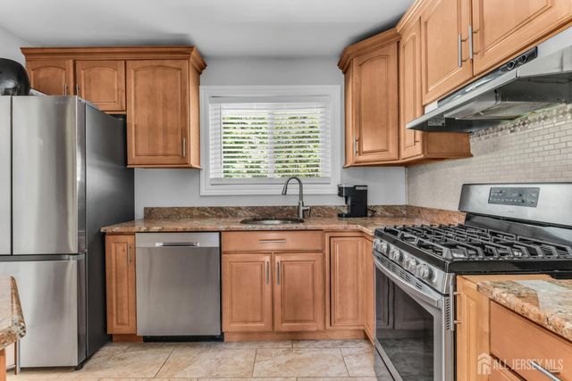 12 Washington Avenue, Old Bridge, NJ 08879