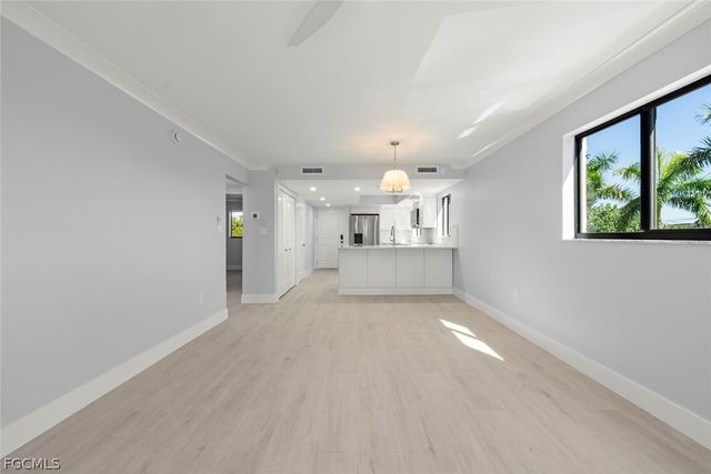 671 E Gulf DR 3D2, Sanibel, FL 33957