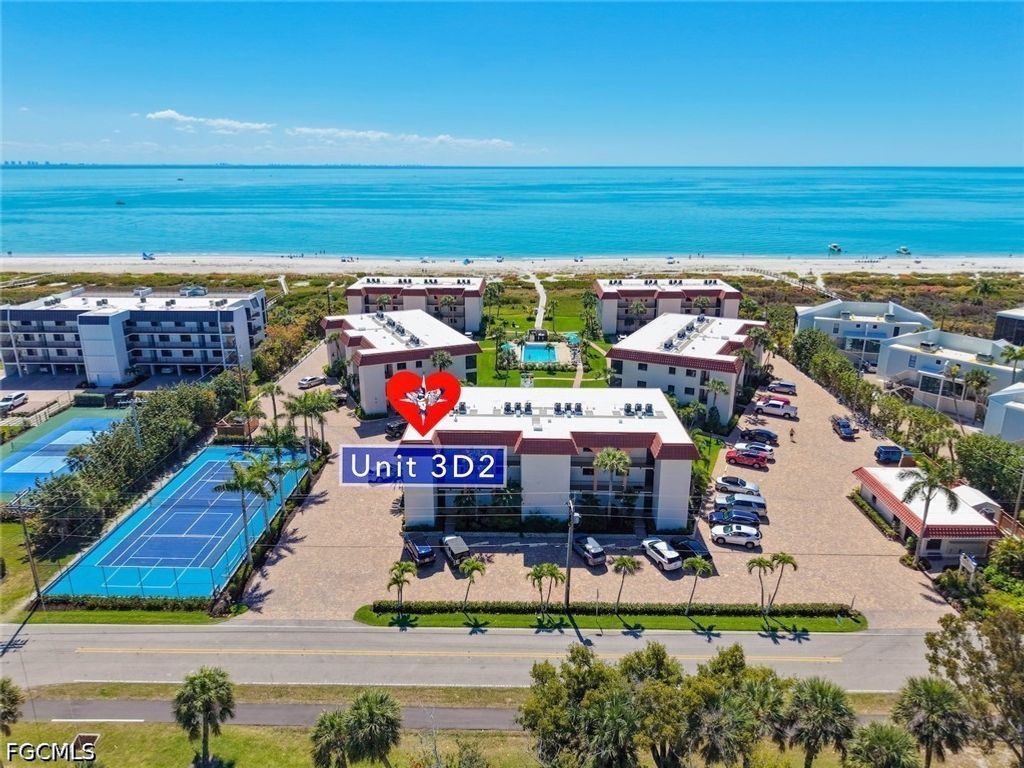 671 E Gulf DR 3D2, Sanibel, FL 33957