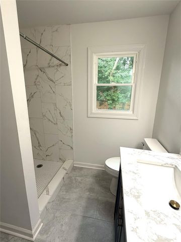 5406 Barrington Drive, Charlotte, NC 28215