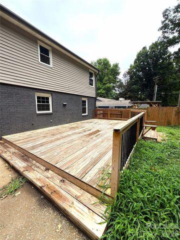 5406 Barrington Drive, Charlotte, NC 28215