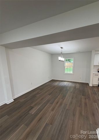 5406 Barrington Drive, Charlotte, NC 28215