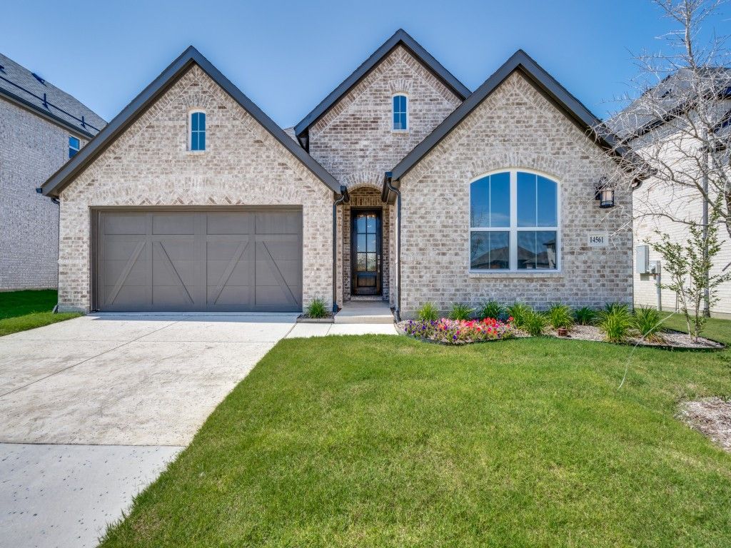 14561 Helena Street, Pilot Point, TX 76258