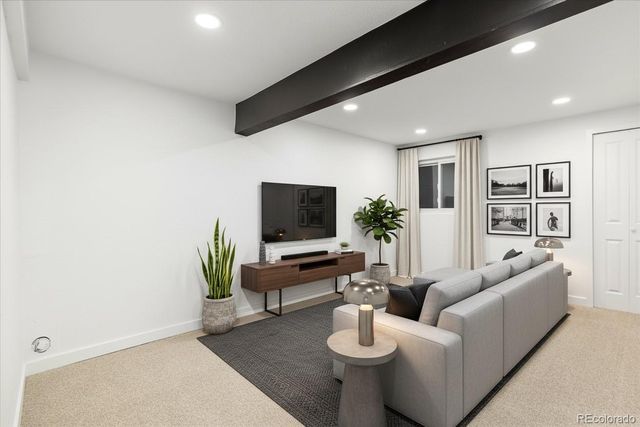 8612 Carr Loop, Arvada, CO 80005