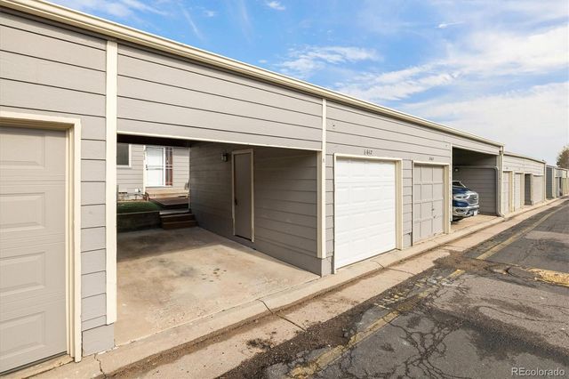 8612 Carr Loop, Arvada, CO 80005