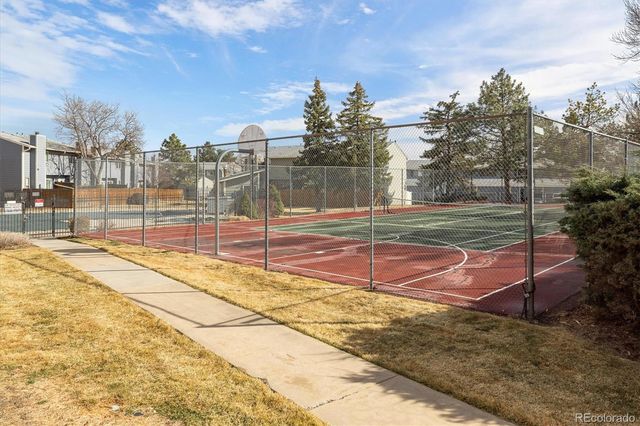 8612 Carr Loop, Arvada, CO 80005