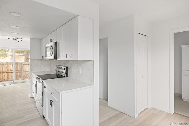 8612 Carr Loop, Arvada, CO 80005