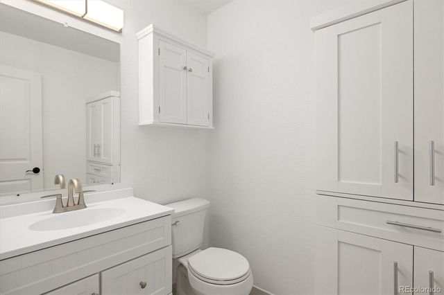 8612 Carr Loop, Arvada, CO 80005