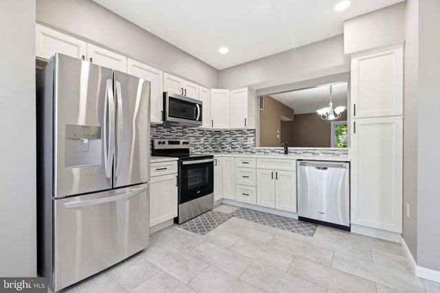 15759 WIDEWATER DR, Dumfries, VA 22025
