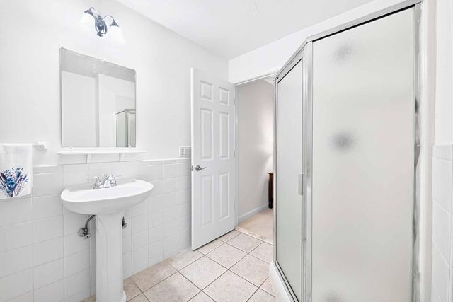 16 Gold Leaf Lane, Mashpee, MA 02649