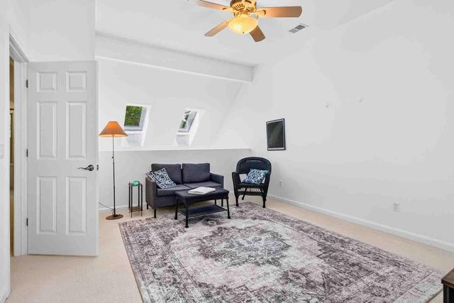 16 Gold Leaf Lane, Mashpee, MA 02649
