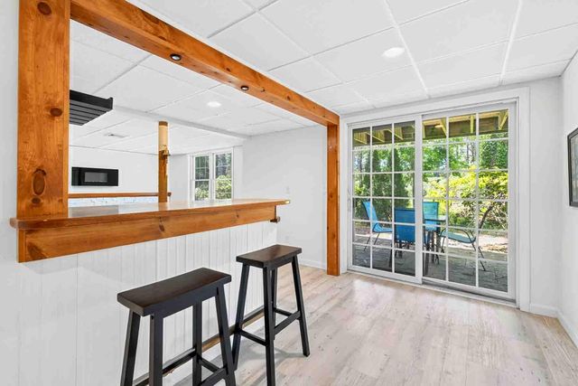 16 Gold Leaf Lane, Mashpee, MA 02649
