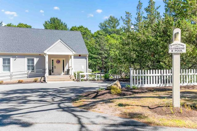 16 Gold Leaf Lane, Mashpee, MA 02649