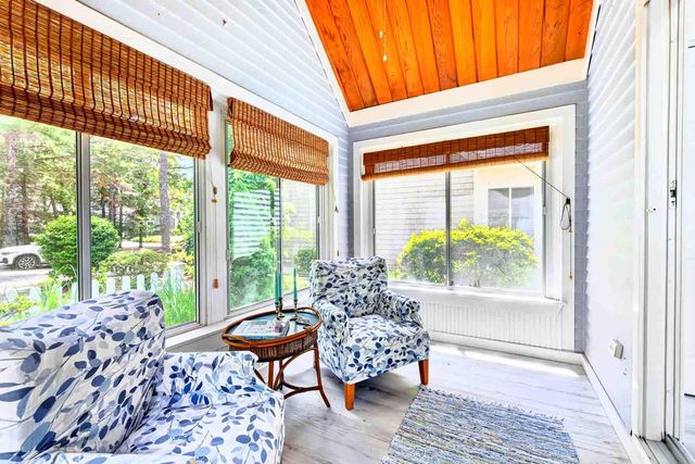 16 Gold Leaf Lane, Mashpee, MA 02649